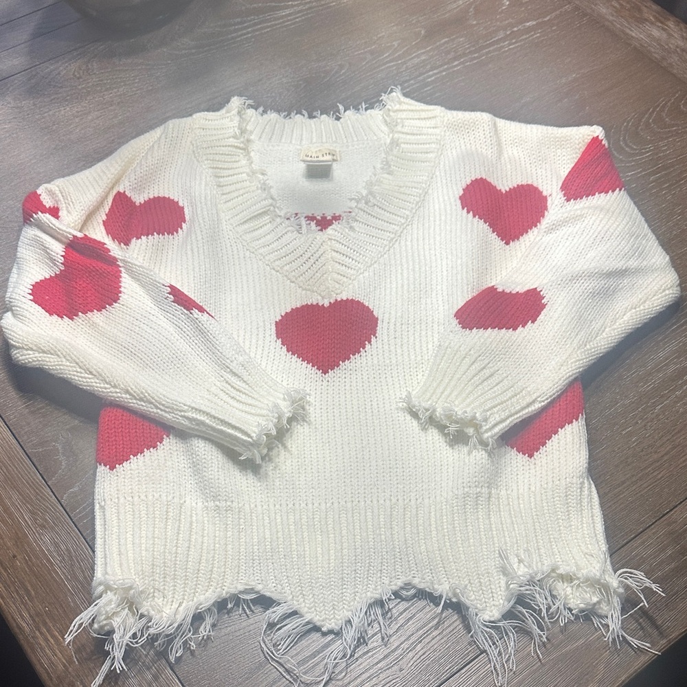 Main Strip White and Red Heart V-Neck Sweater
